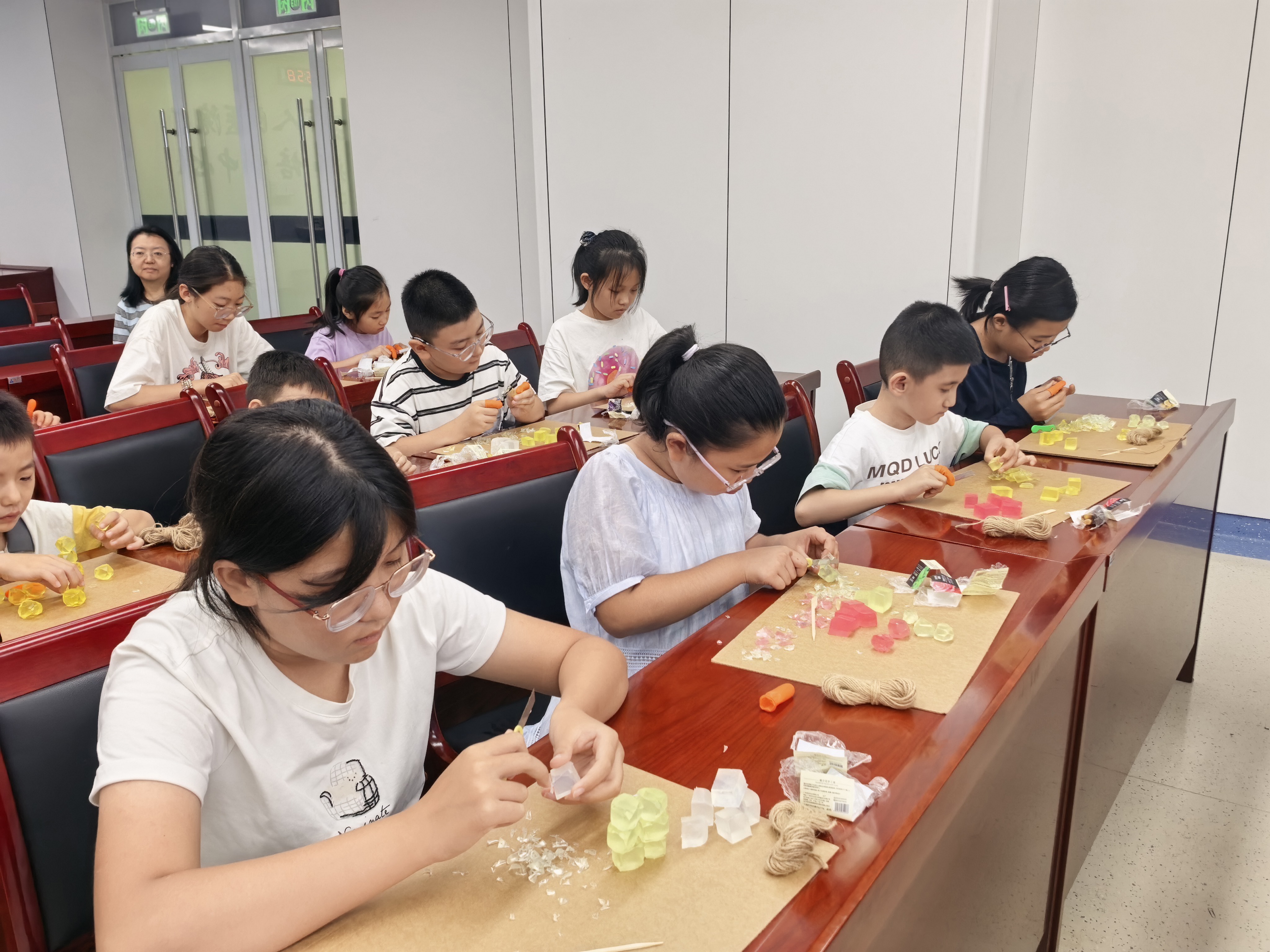 “医路伴童·盛夏寻趣”——吴忠市人民医院举办职工子女趣味文化
